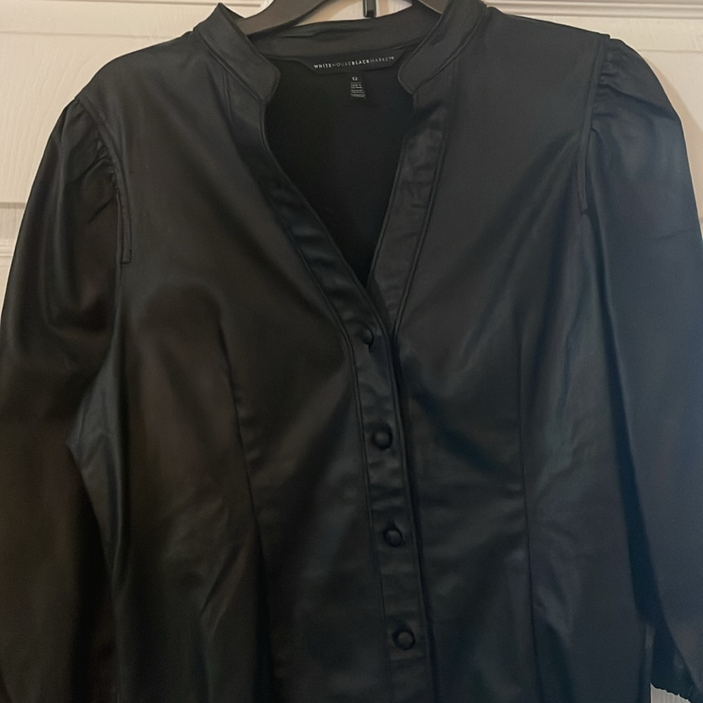 White House Black Market Blouse. Size 12 - Picture 5 of 6